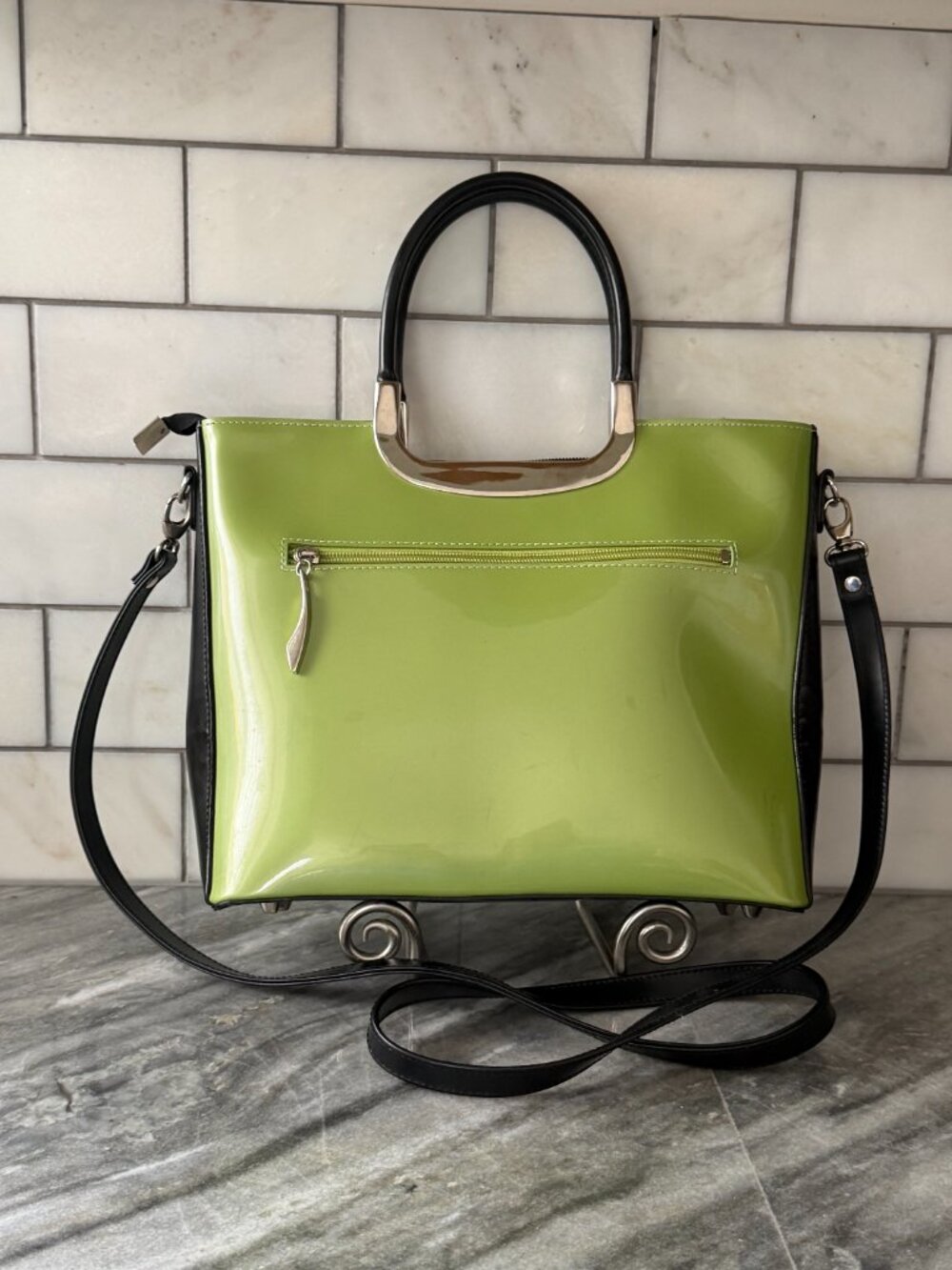 Beijo Vintage Y2K Lime Green/Black Patent Satchel Crossbody Bag Metal Handle - Picture 2 of 13